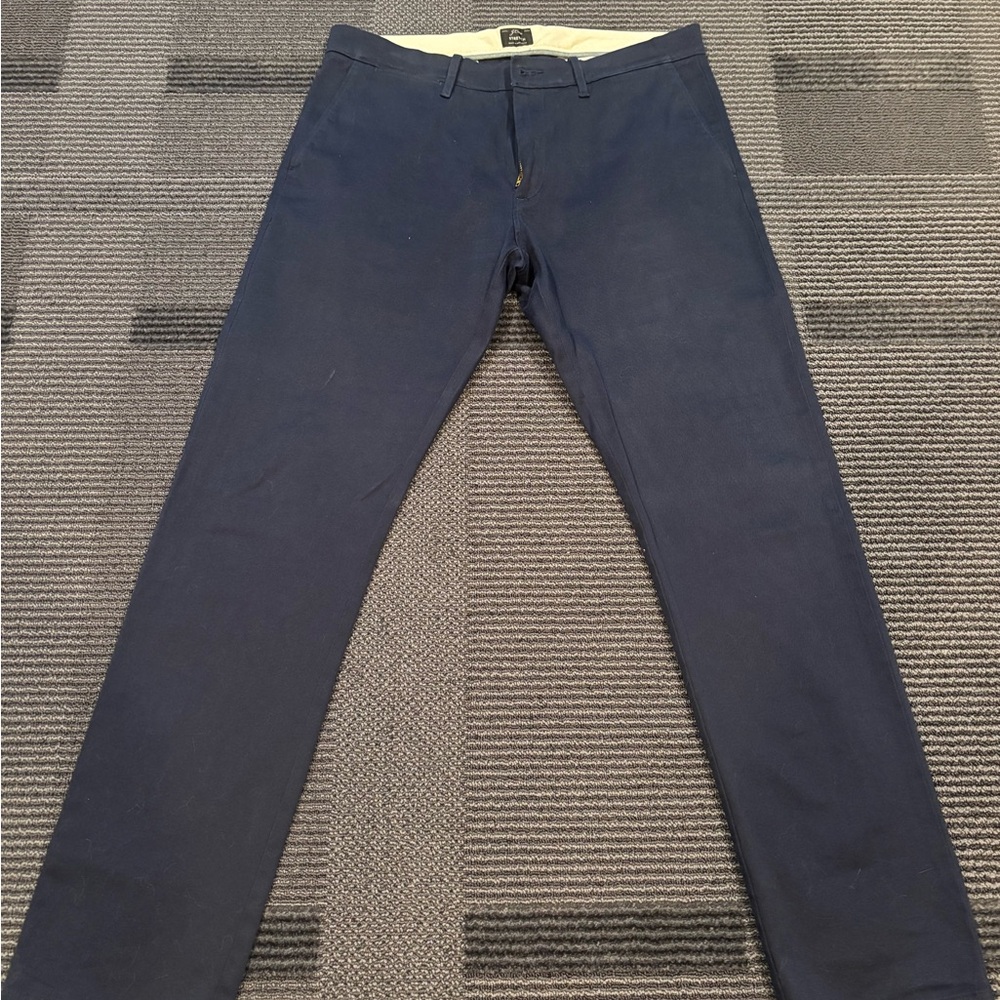 Men's Navy Blue Chino Pants